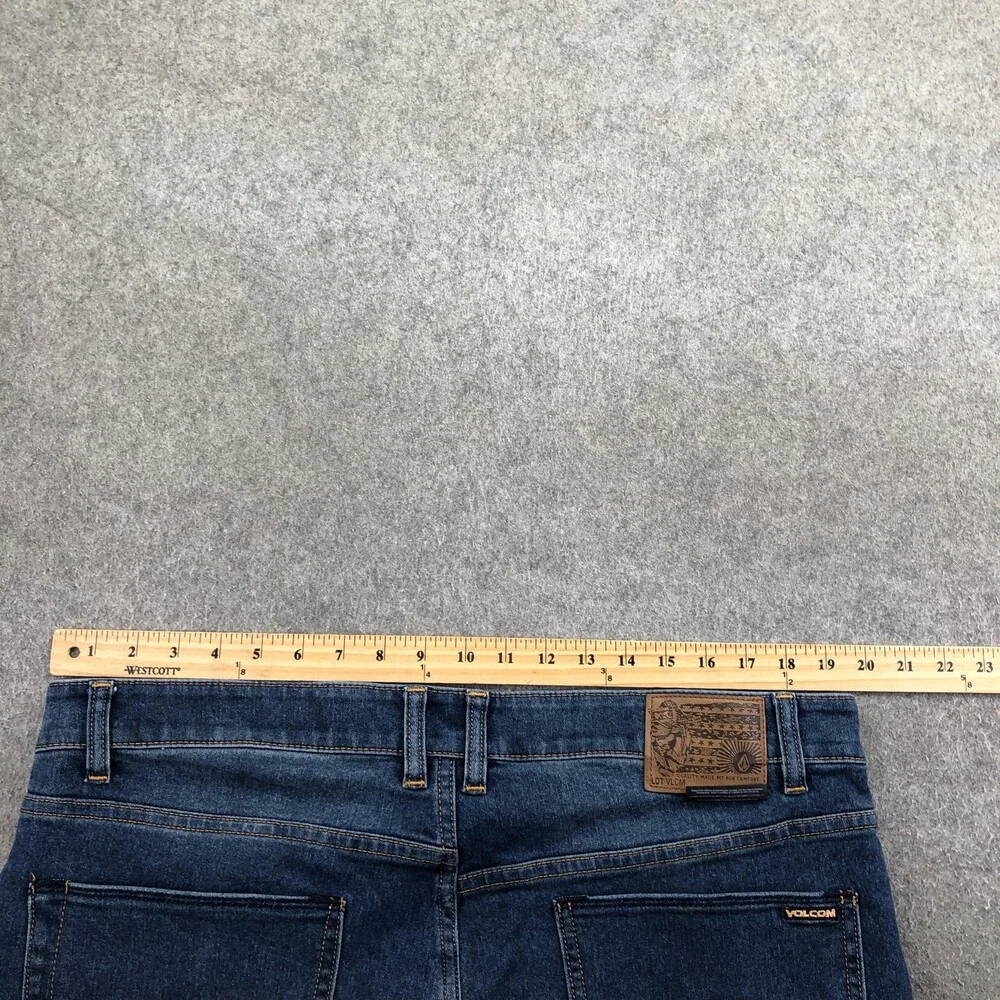 Volcom Jeans Mens 38x32 Blue Solver Modern Straight Medium Wash Denim Pants